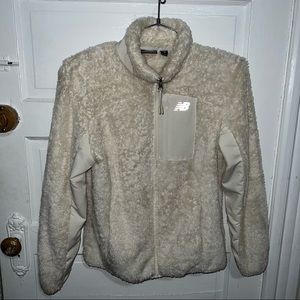 New Balance Women's Cream Fuzzy Fleece